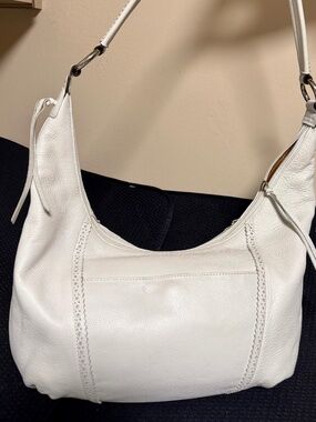 Stone Mountain White Pebbled Leather Crescent Shoulder strap Bag